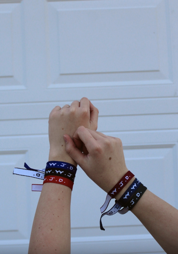 WWJD Assorted Bracelets (Pack of 150) - Re-vived