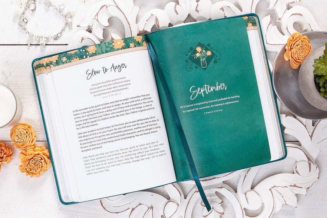 Daily Strength for Mothers: 365 Daily Devotional - Re-vived