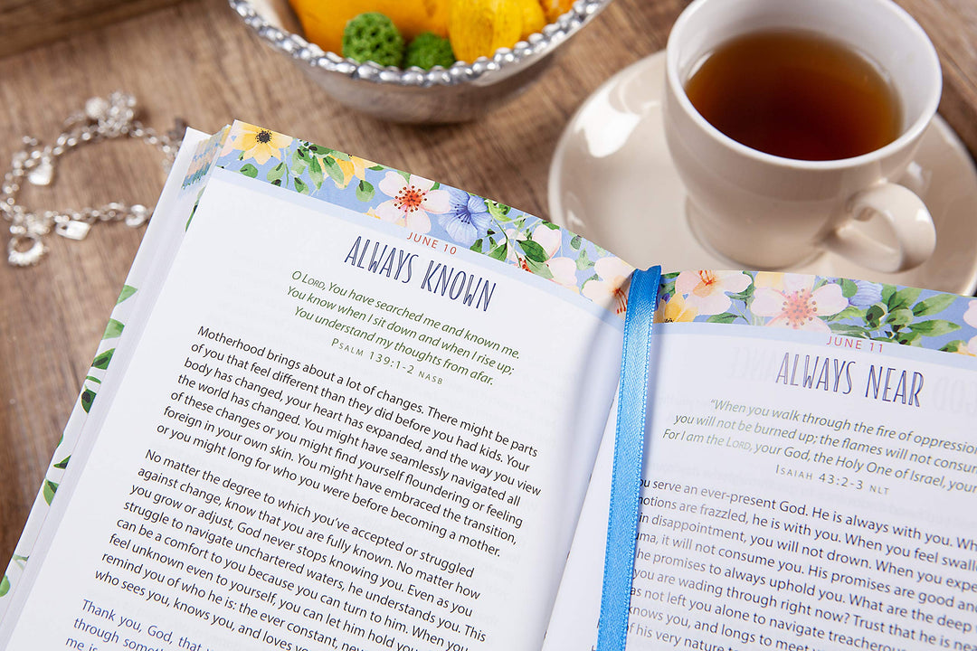 Be Still and Be Blessed: 365 Daily Devotions for Mothers - Re-vived